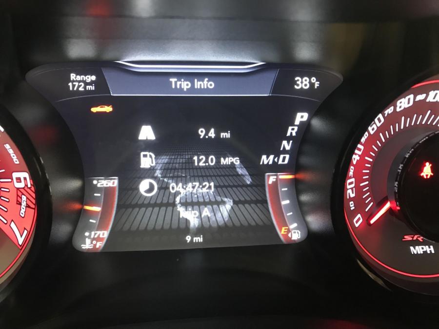 Панель приборов Dodge Challenger SRT Demon (LC) 2018 года  (фото 74 из 162)